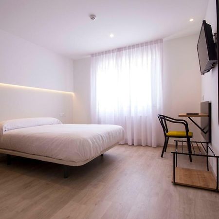 U-Hotel Dario لوغو المظهر الخارجي الصورة