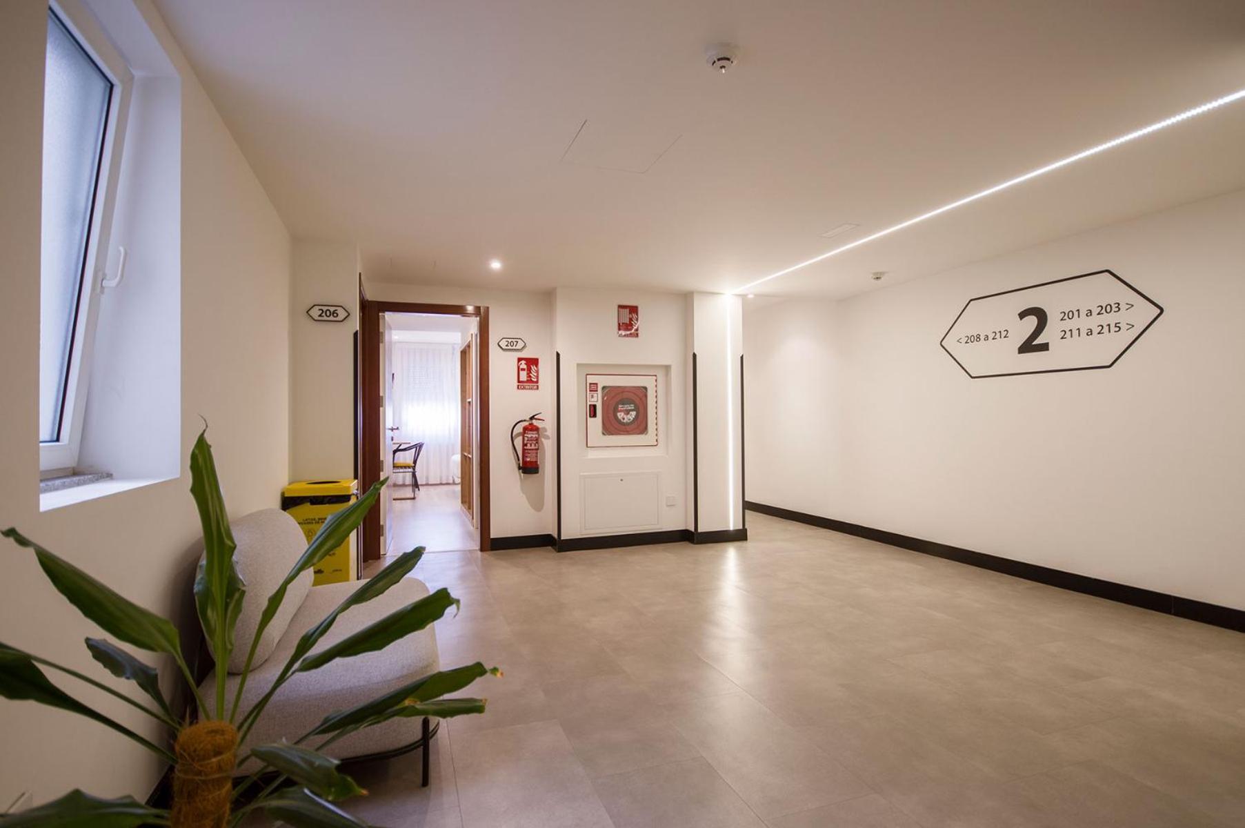 U-Hotel Dario لوغو المظهر الخارجي الصورة