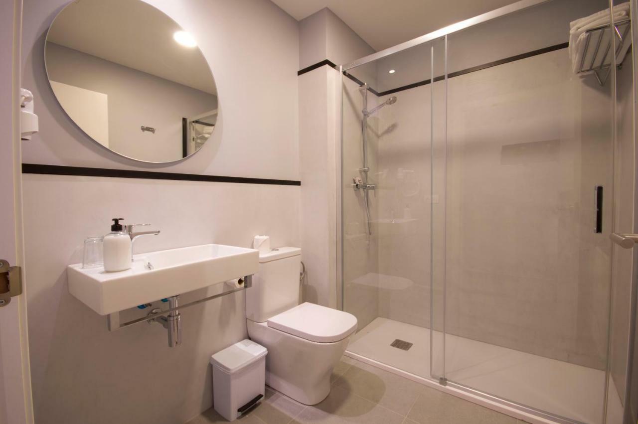 U-Hotel Dario لوغو المظهر الخارجي الصورة