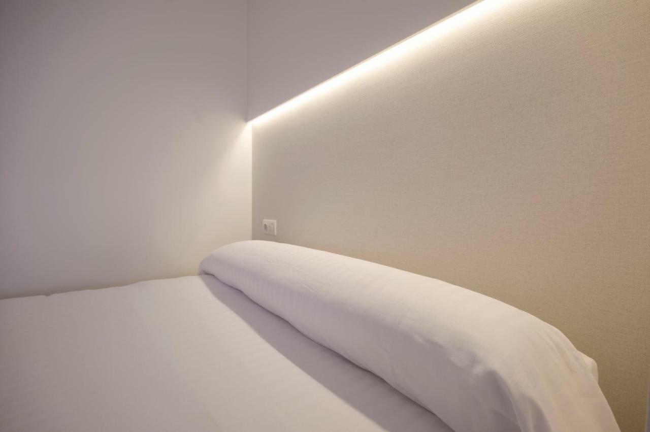 U-Hotel Dario لوغو المظهر الخارجي الصورة